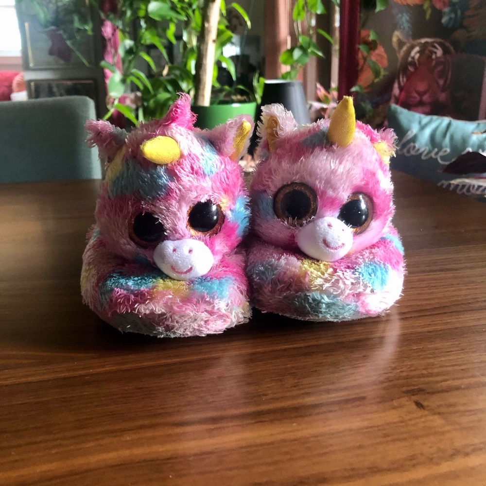 TY 🦄 slippers